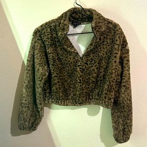 Cheeta Plush Sweater size Small